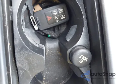 2012 Volvo Xc60 T6/T6 Platinum/T6 Premier Plus/T6 R-Design/T6 R-Design Platinum/T6 R-Design Premier Plus from USA, damaged, VIN YV4902DZXC2312148